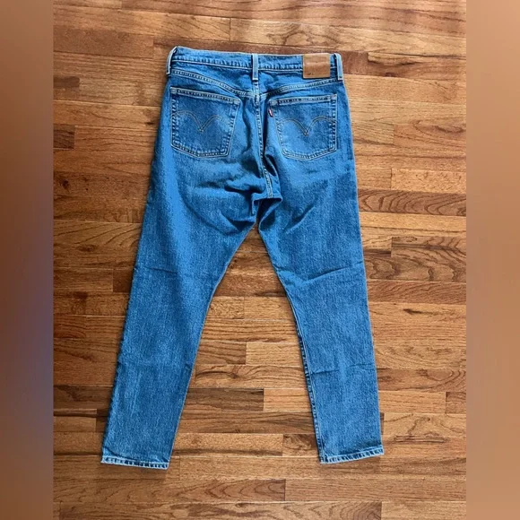 Levi’s 501 s Women’s Classic Blue Button-Fly Denim Jeans - Picture 8 of 11